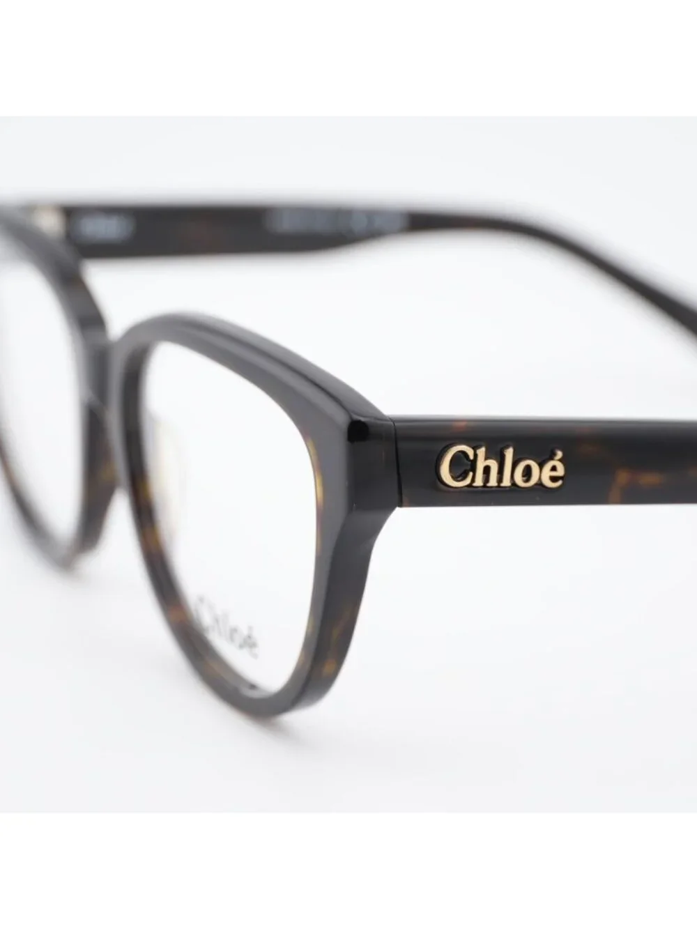 Chloe authentic ch0243o